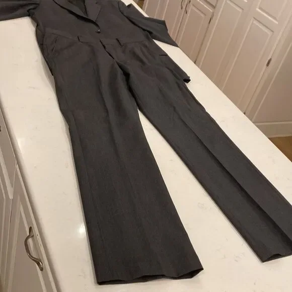Banana Republic dark Gray Wool Classic Two Button Suit Set 42L 32x34